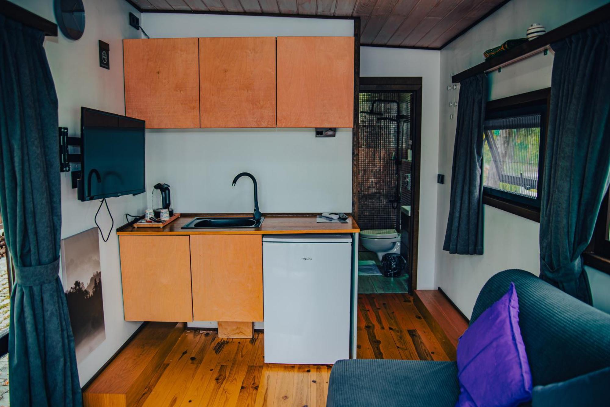 Отель Danzi Camping Tiny House Ризе Экстерьер фото